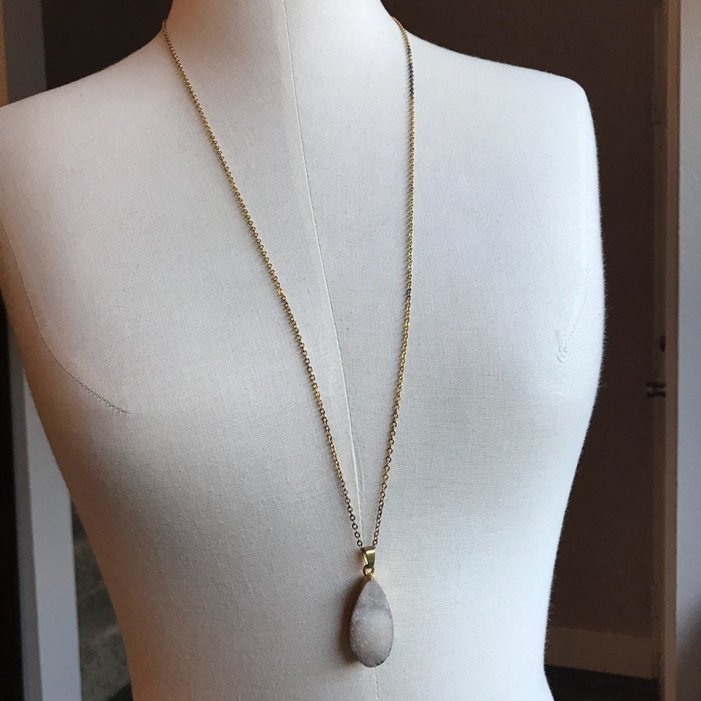 Anthropologie Beautiful Crystal Long Necklace
